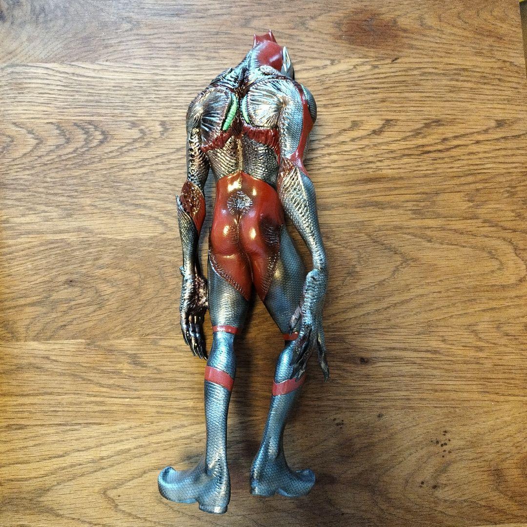 ソフビ 塗装済 完成品 怪獣 KRS × NIRASAWAにせウルトラマン - メルカリ