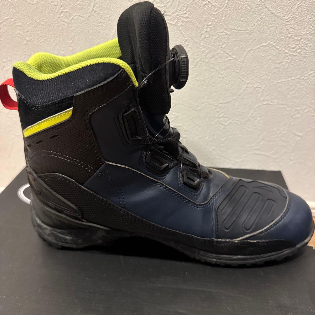 クシタニ　アドーネシューズ 28.0cm