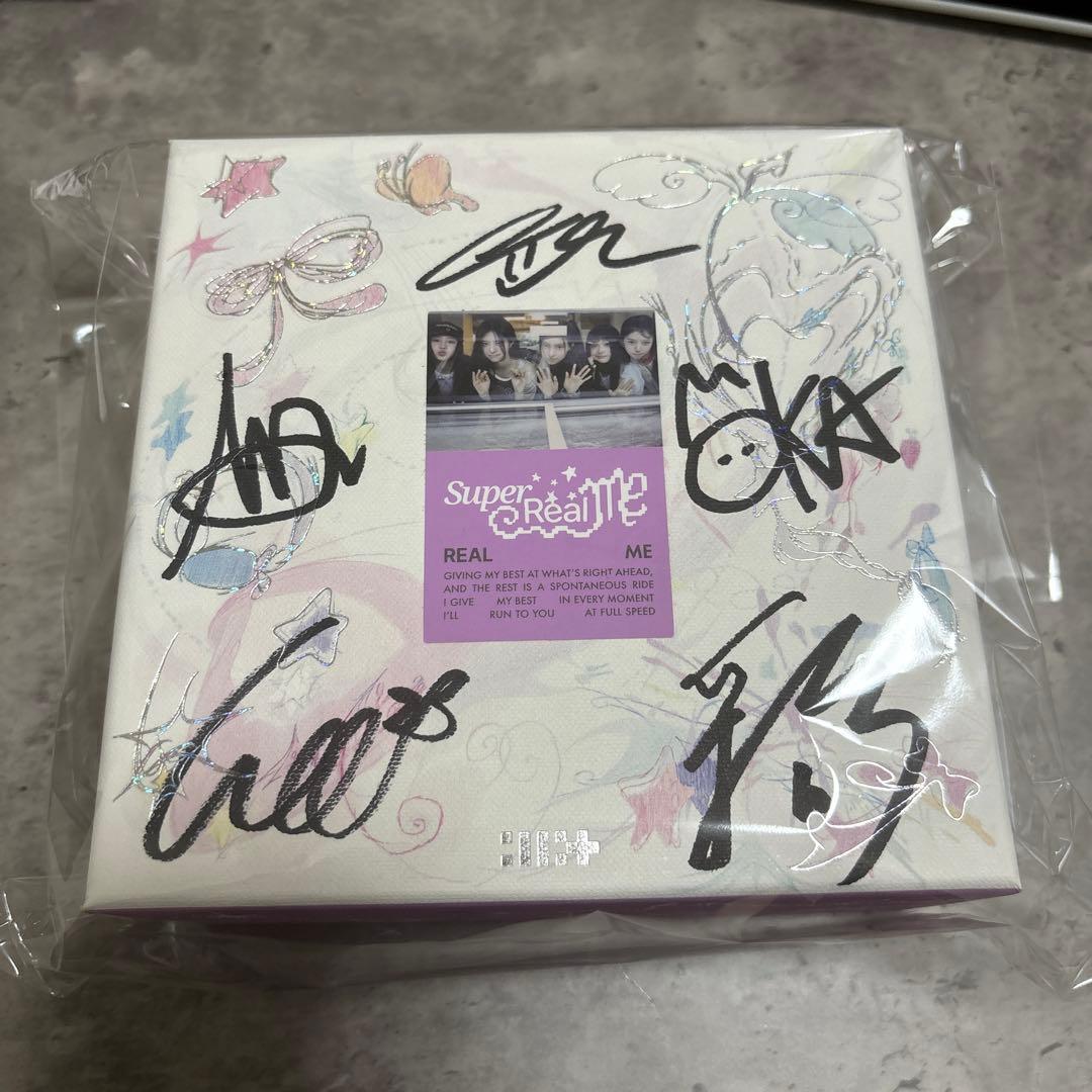 illit 直筆サイン入りアルバム - メルカリ