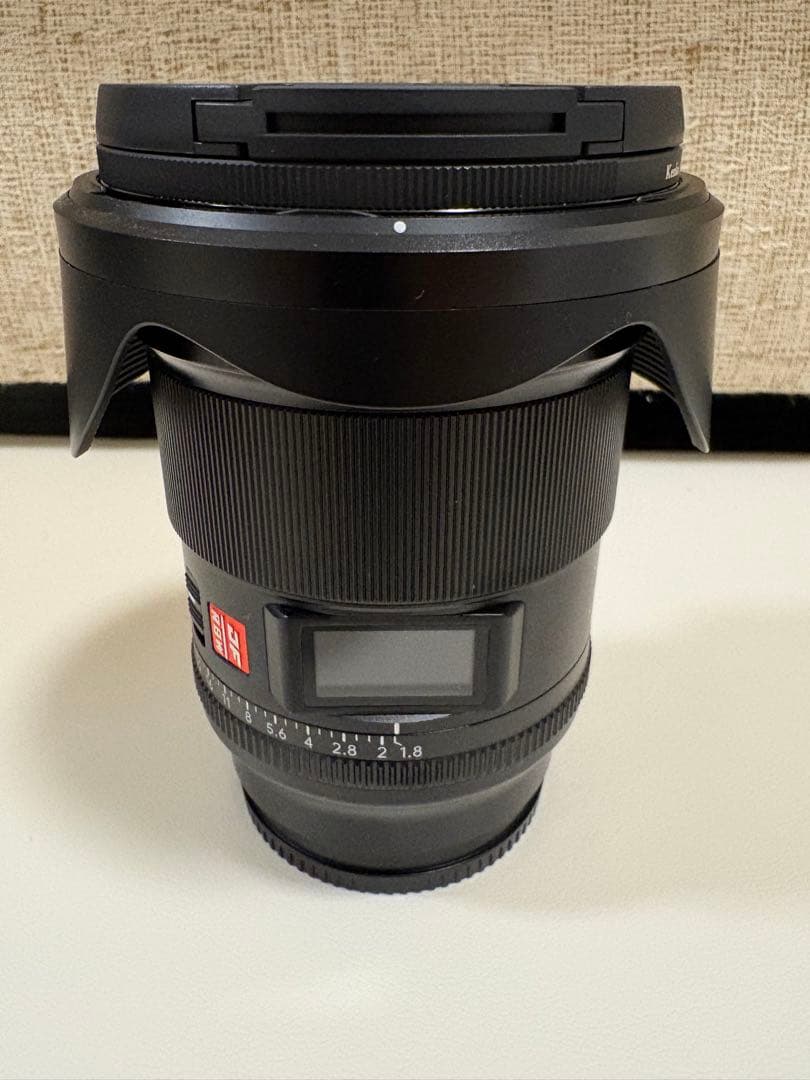 VILTROX AF 16/1.8 FE 単焦点レンズ Amazon.com : VILTROX AF 16mm f/1.8 FE Lens for Sony, LCD Screen