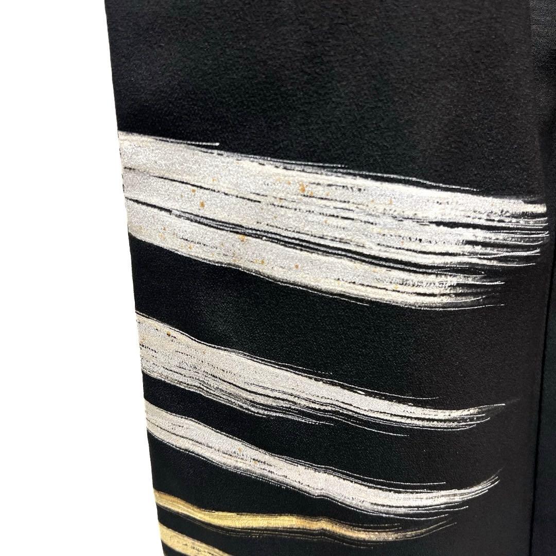 黒留袖 五つ紋 比翼付き 金糸 銀糸 金彩 銀彩 渦巻き 着物 103b d