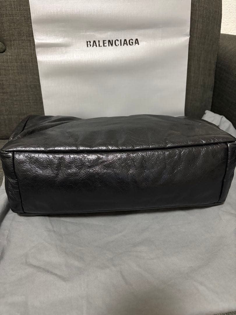 く*ん様 BALENCIAGA モナコ チェーンバッグ Mサイズ - メルカリ