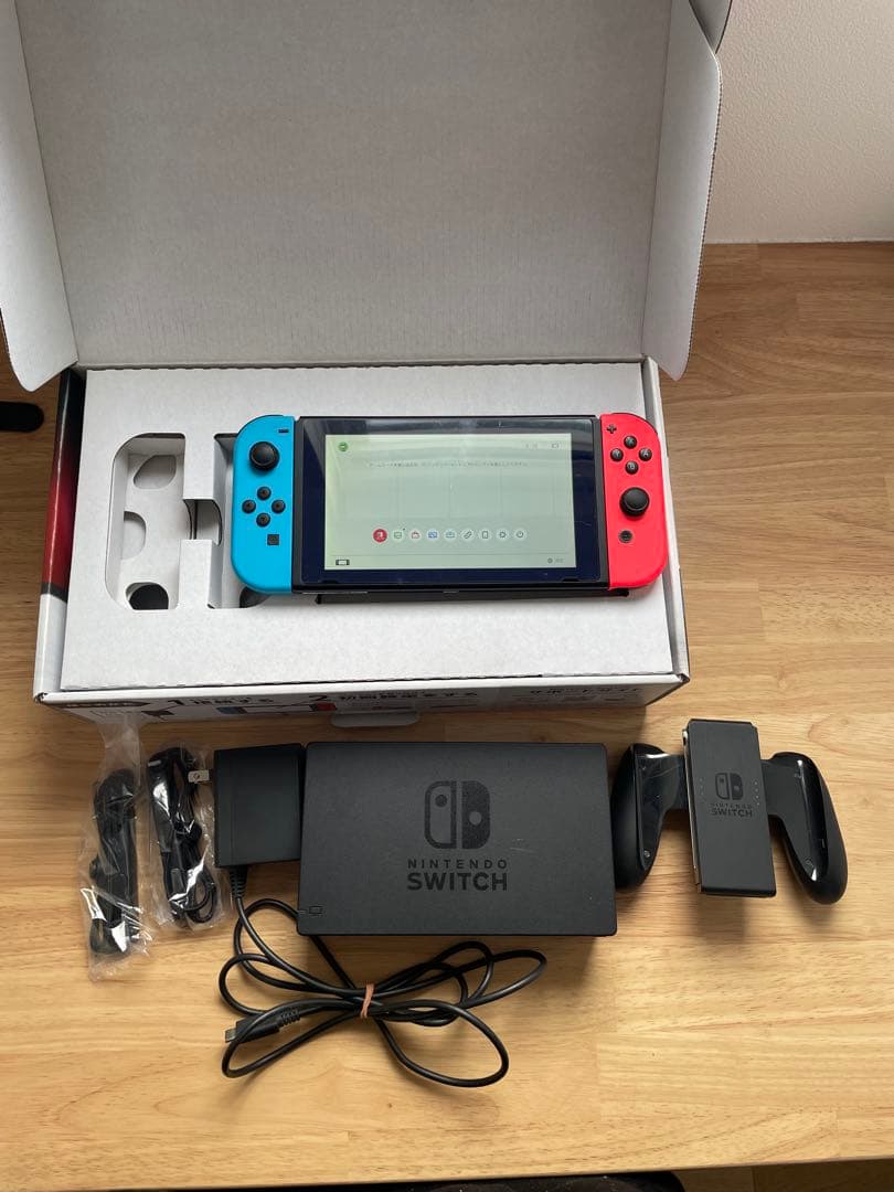 Nintendo Switch ネオンレッド/ネオンブルー 本体　ジャンク ジャンク扱い》ニンテンドースイッチ 初期型 ネオンブルー・ネオン