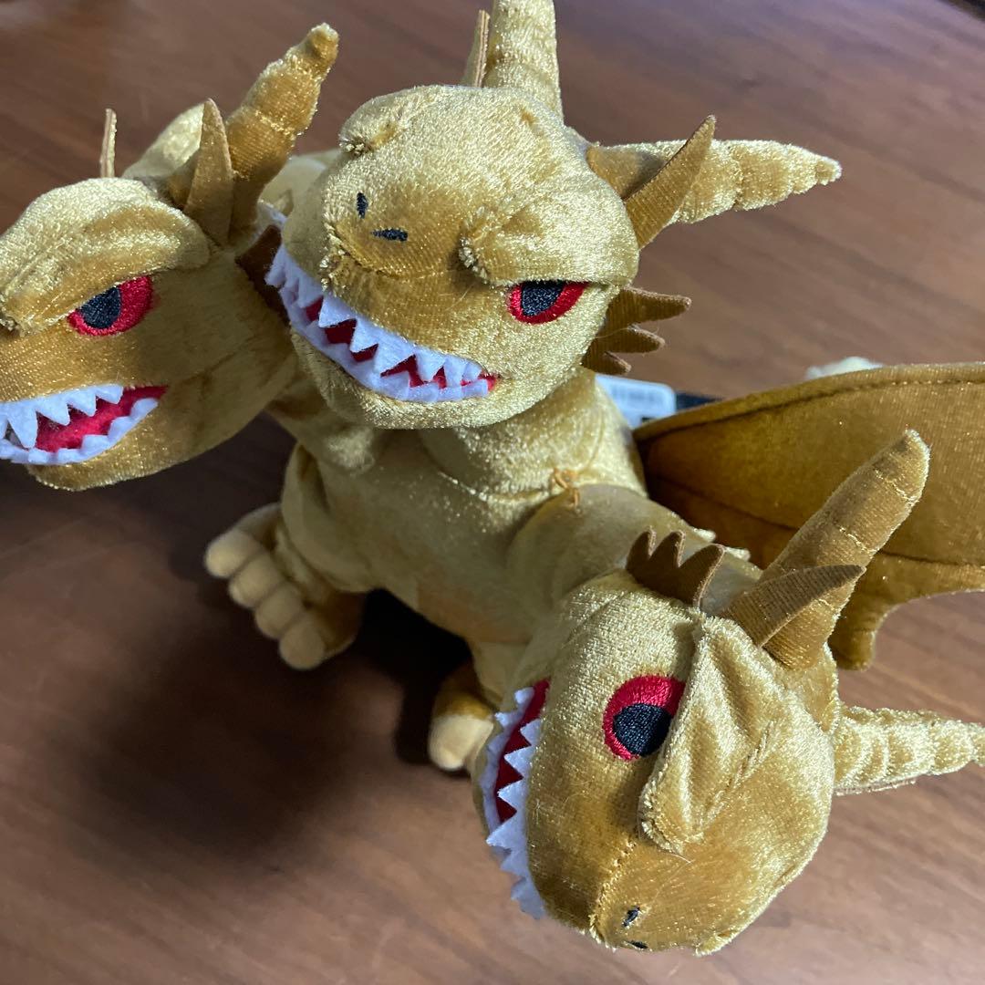 ゴジラ 三頭キングギドラぬいぐるみ Sサイズ - メルカリ