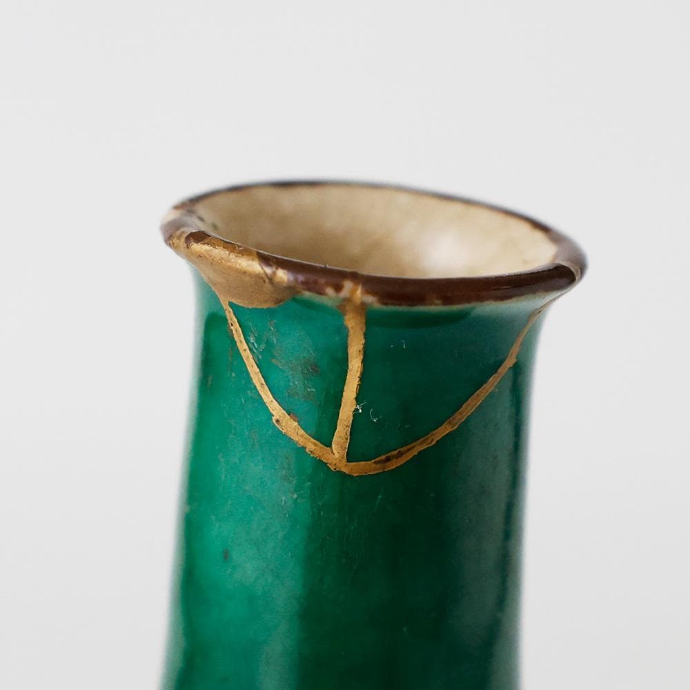 明治25年（1892年）購入の品 青手古九谷 徳利二客 花唐草文 金継共箱