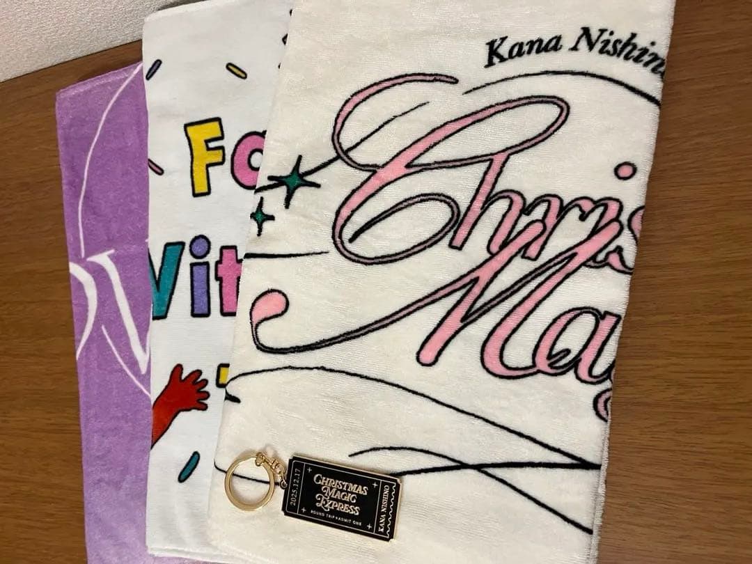 西野カナ タオル3枚セット キーホルダー付 - メルカリ