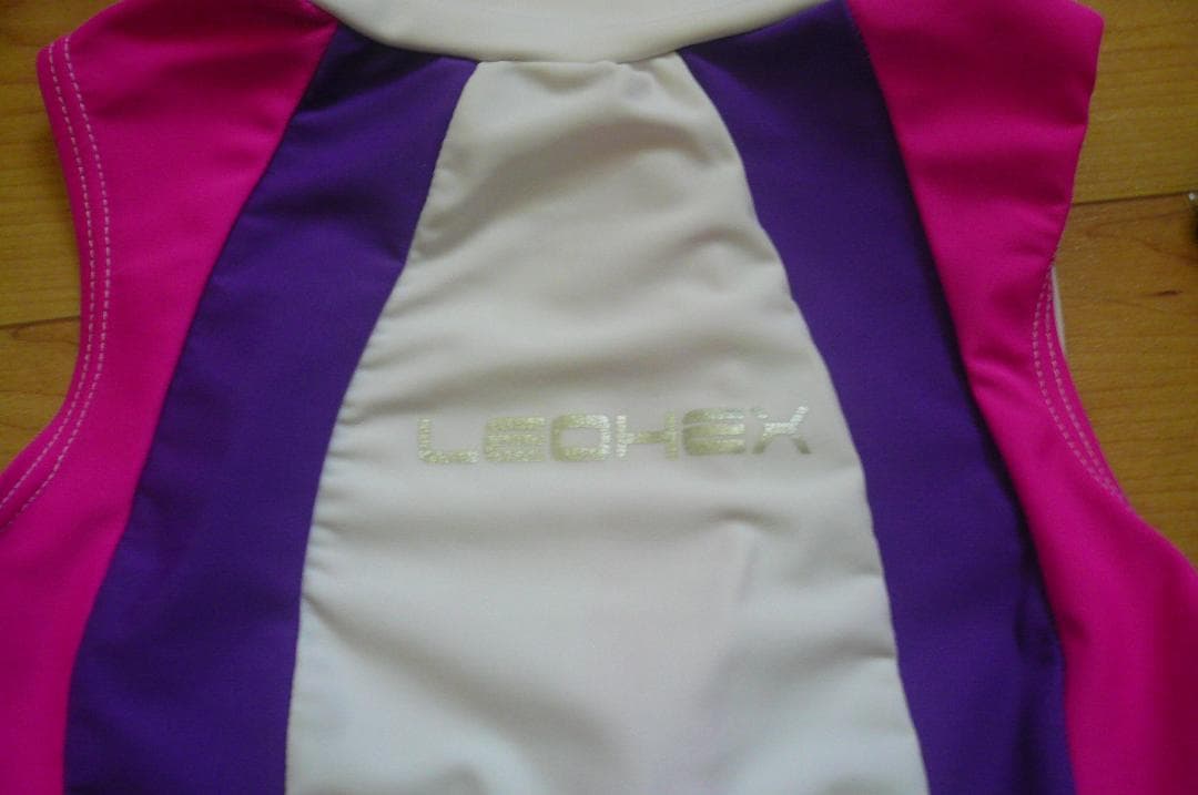 KKKKK様専用！リアライズ ノースリーブレオタード水着 - メルカリ