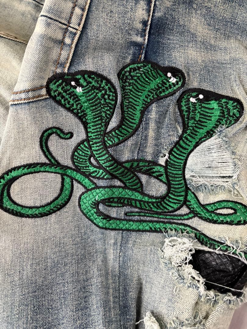 スリムフィットジーンズ ミニマル amiri purplebrand 蛇 - メルカリ