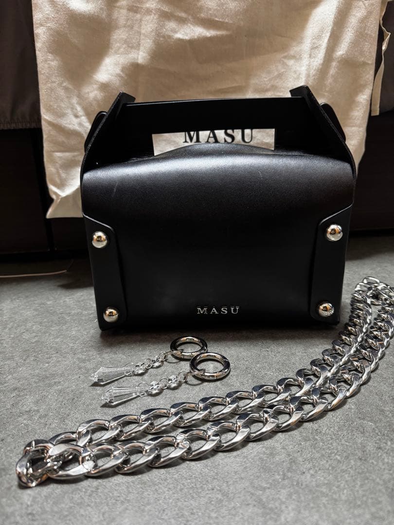 MASU 24AW LEATHER CAKE BAG ブラック ラージ - メルカリ