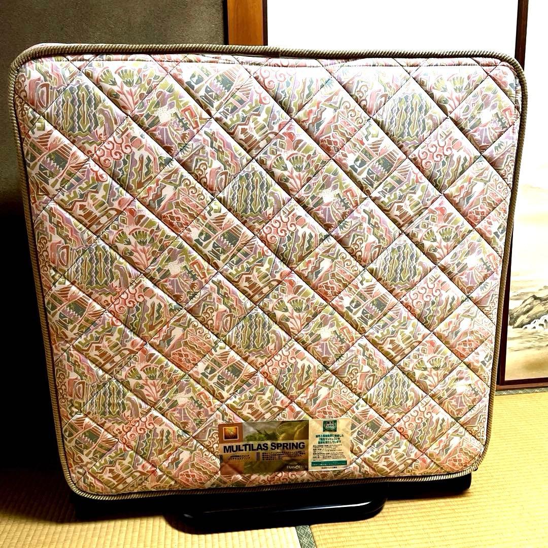 美品☆フランスベッド　折りたたみベッド　山折り　S-パンテオンN-71B パンテオン フランスベッド 折りたたみベッド シングル キャスター付き