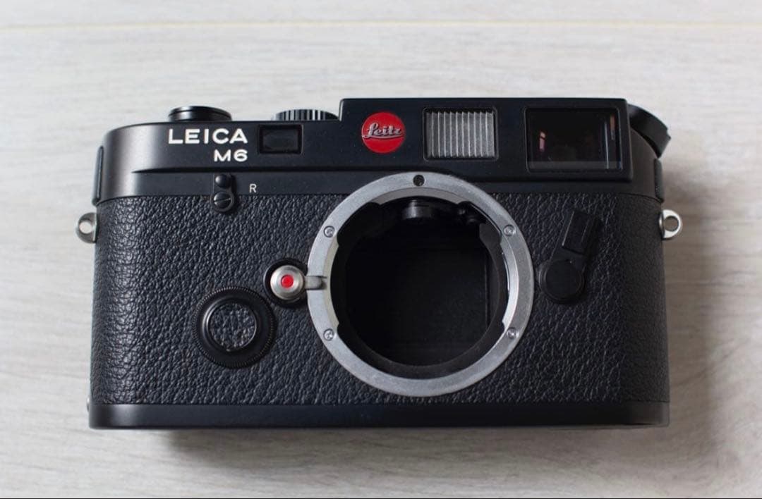 Leica M6 0.72 ブラック (ドイツ本国にてオーバーホール済) - メルカリ