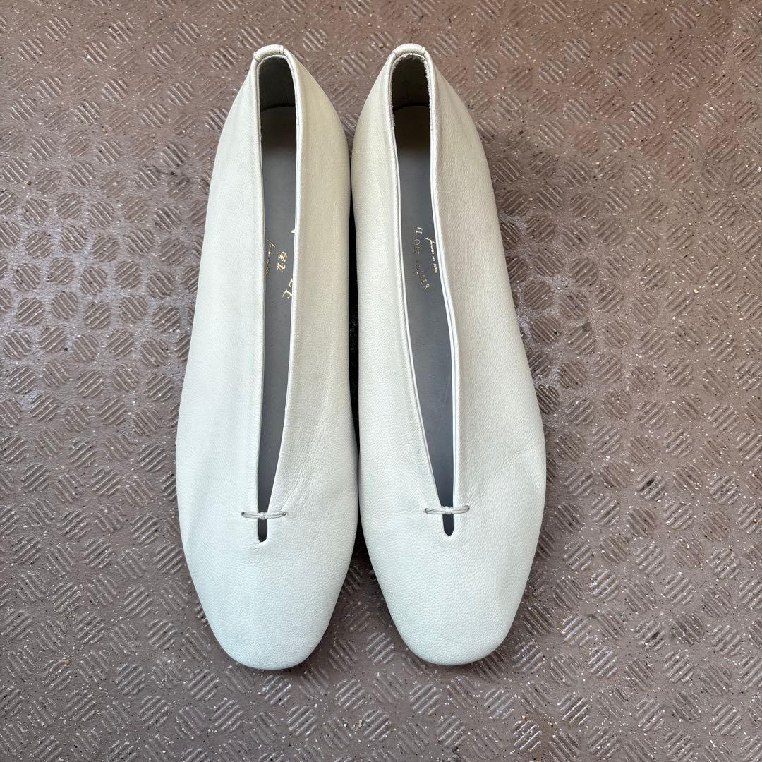 RU VIEILLE サンク ホワイト　36 ZINNIA CROSS BAND｜-ROCKPORT 公式オンラインショップ-