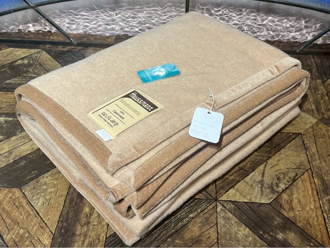 あ*い様 新品未使用 Haussmann オスマン 100%カシミヤ毛布 ブラン