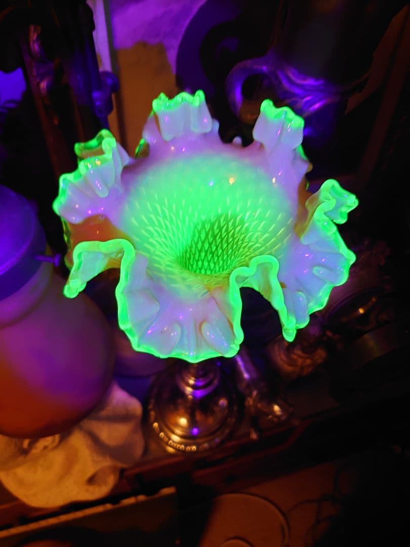 売約済」フランス1890s'ヴィクトリアンクランベリー ヴァセリンSP花器