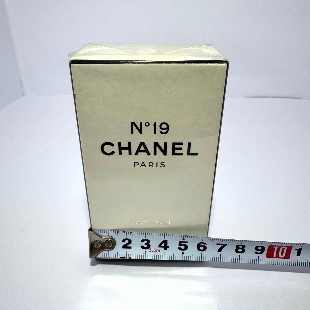 新品未開封 CHANEL No19 PARFUM 7.5ml 香水 シャネル