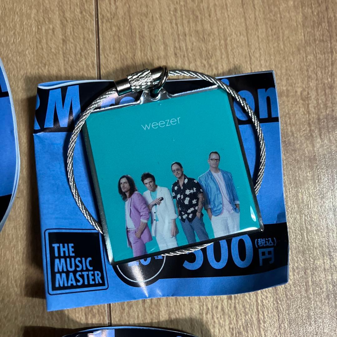 新品 Weezer ウィーザー メタルチャーム ガチャ 6個セット - メルカリ