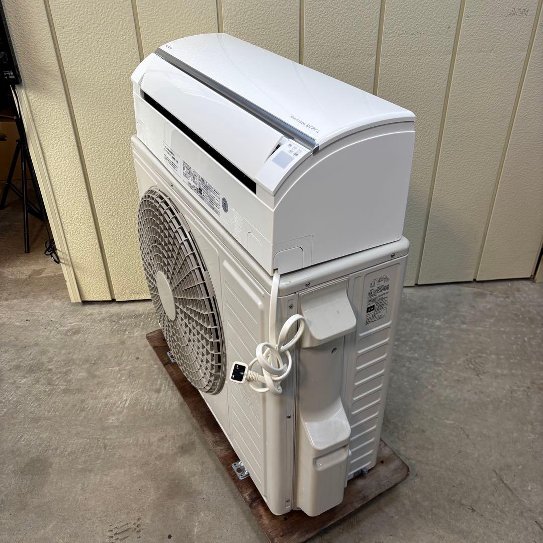 ⭕️2024年製 日立エアコン　白くまくん　5.6kw 主に18畳用