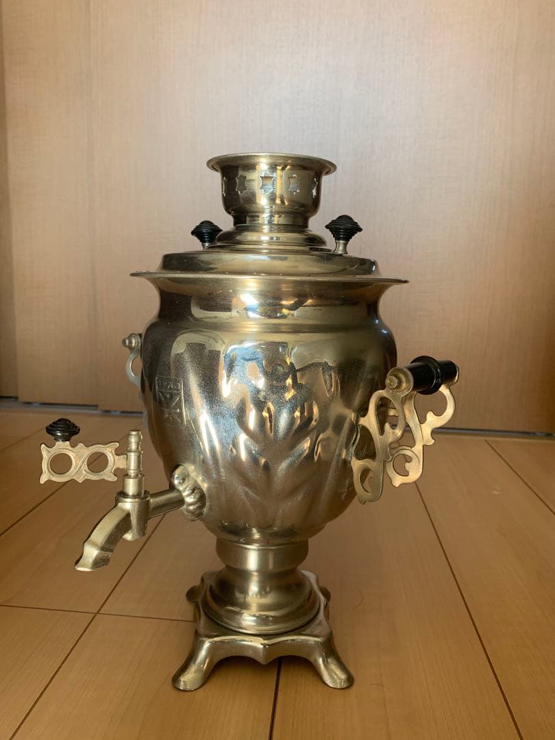 サモワール 装飾的な彫刻 - メルカリ