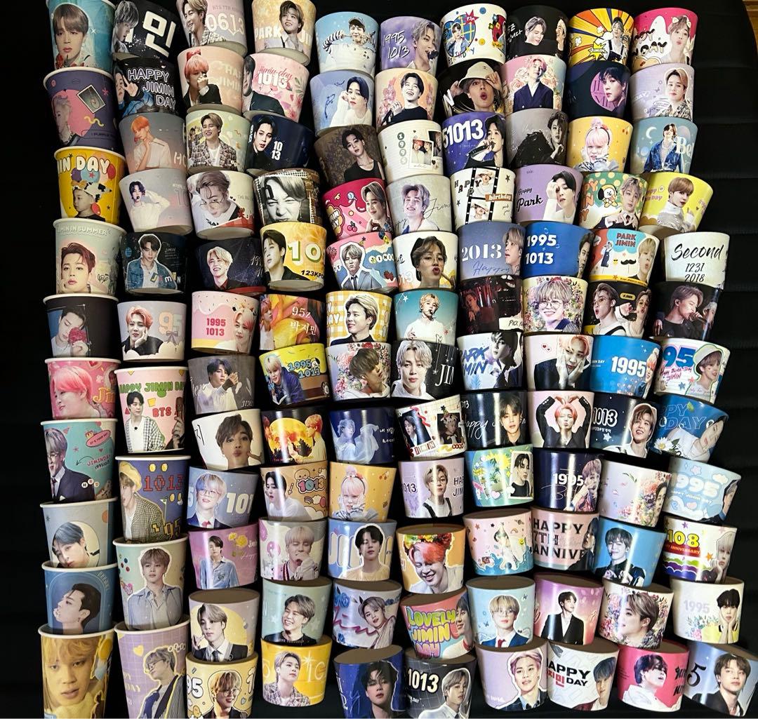 BTS カップホルダー 紙コップ まとめ売り - メルカリ