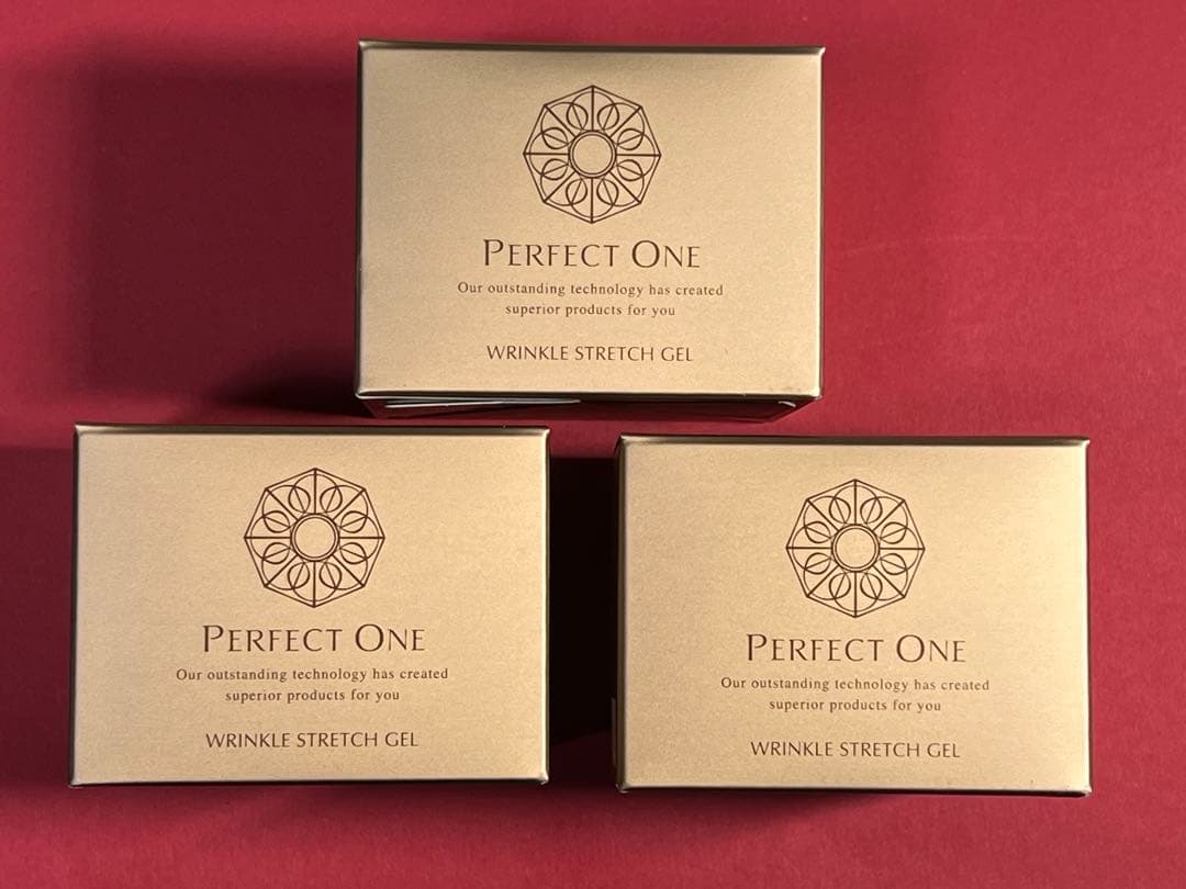 パーフェクトワン薬用リンクルストレッチジェル3個セット-ヴィクトリア