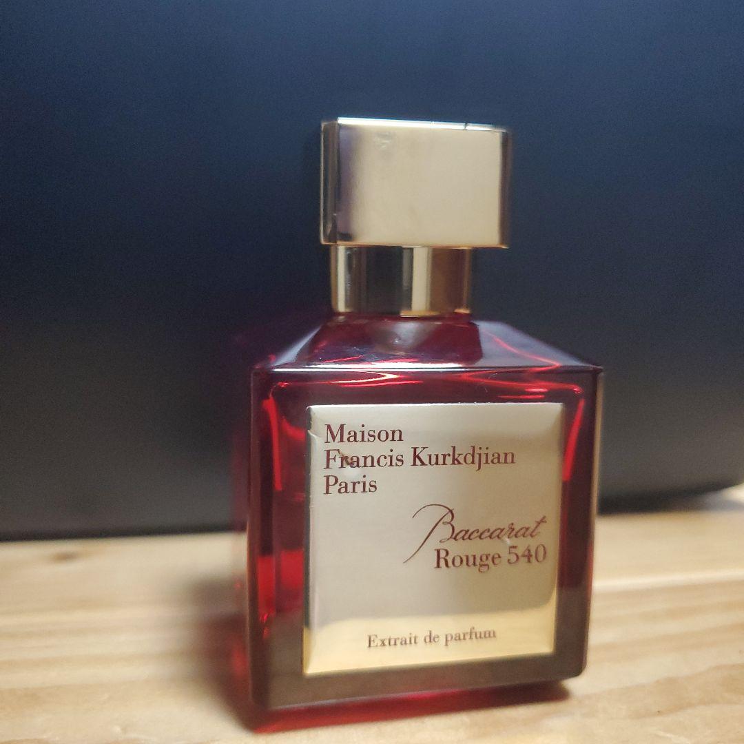 クルジャン バカラ ルージュ540 エキストレ ドゥ70ml瓶 公式】バカラ ルージュ 540 エキストレ ドゥ パルファム｜メゾン