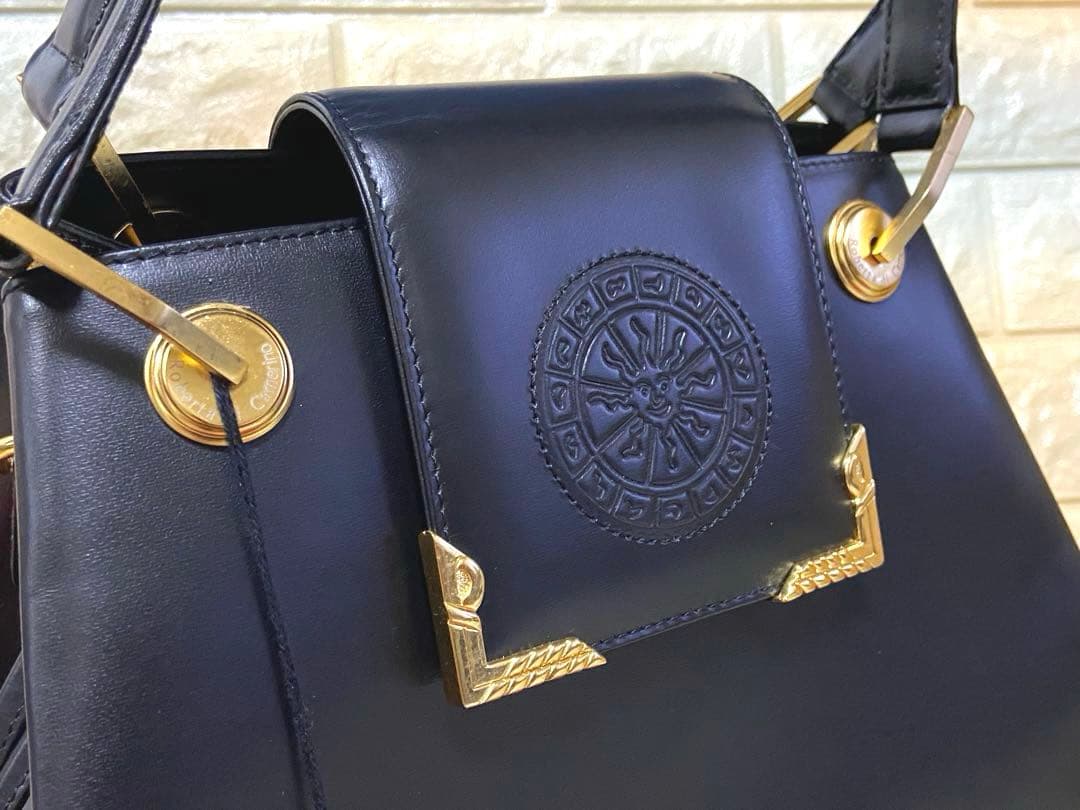 未使用 ロベルタディカメリーノ ワンショルダーバッグ 巾着 レザー 本