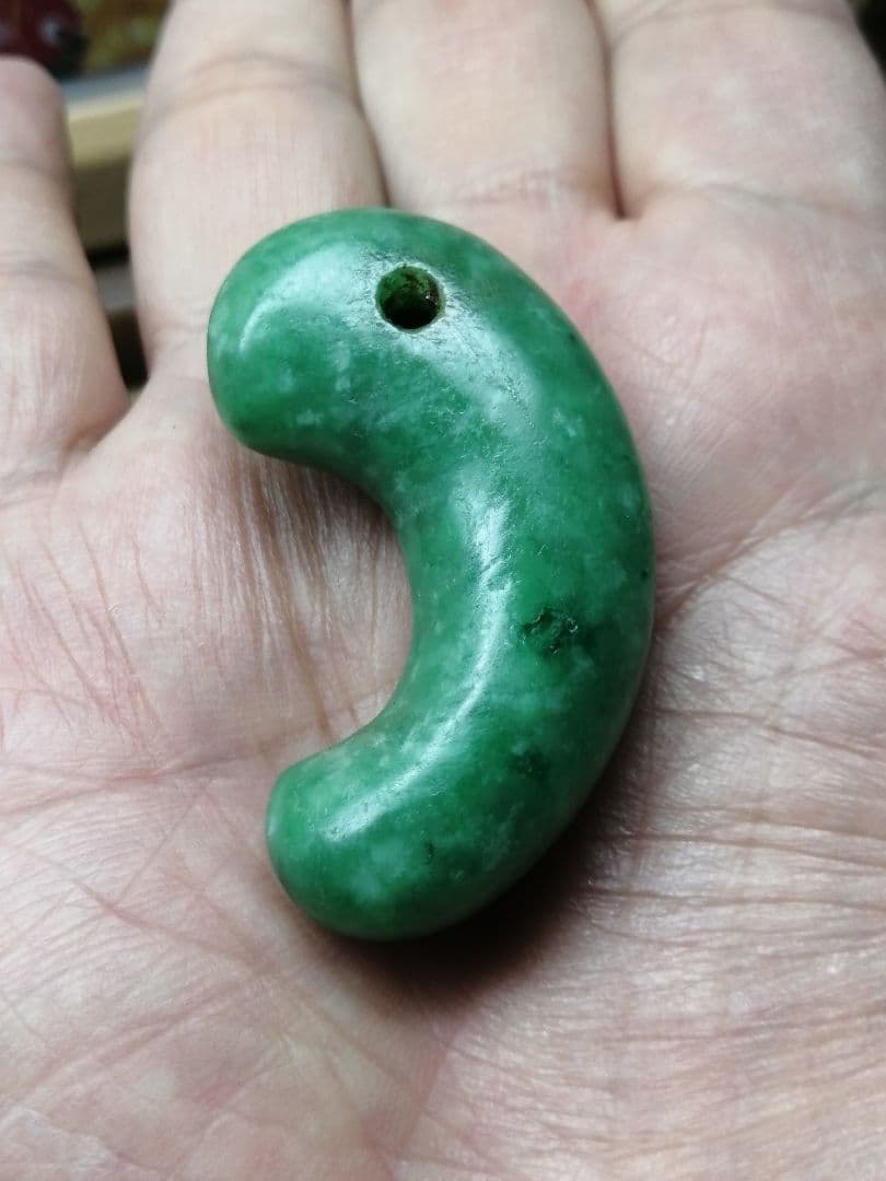 ★古墳期『糸魚川翡翠勾玉』出土品。4.90cm【超琅玕翡翠】最高峰の巨大勾玉です