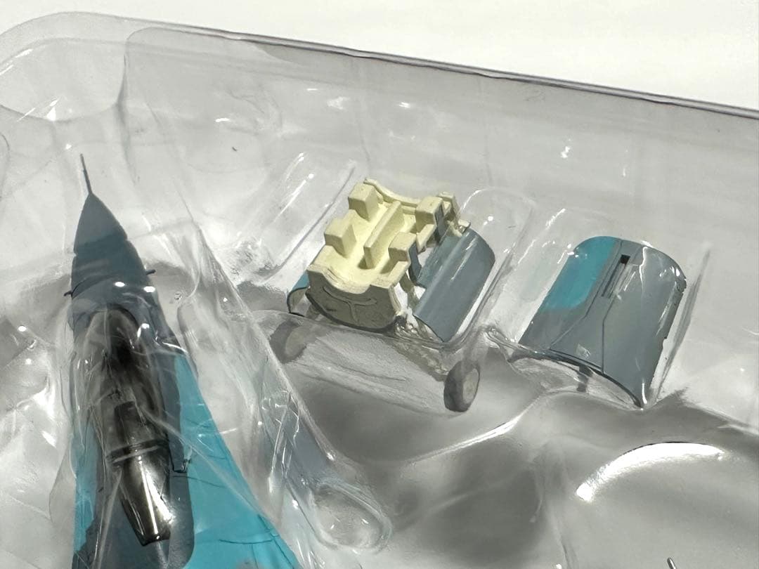 ホビーマスター 1/72 F-16A 米海軍 NASC Adversary - メルカリ