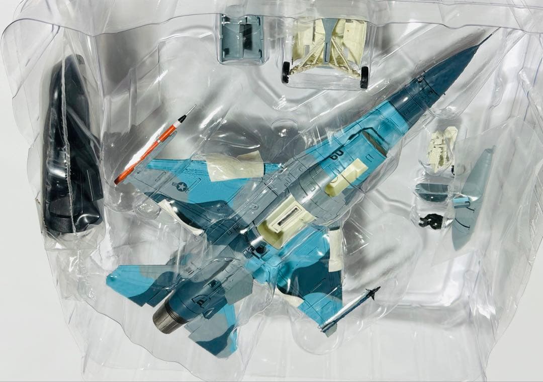 ホビーマスター 1/72 F-16A 米海軍 NASC Adversary - メルカリ
