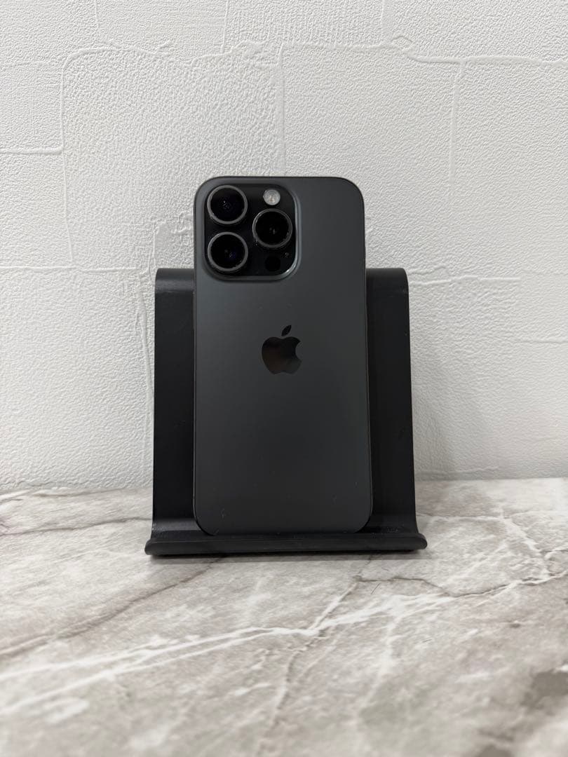 iPhone 15 Pro 1TB／ブラックチタニウム／バッテリー85% - メルカリ