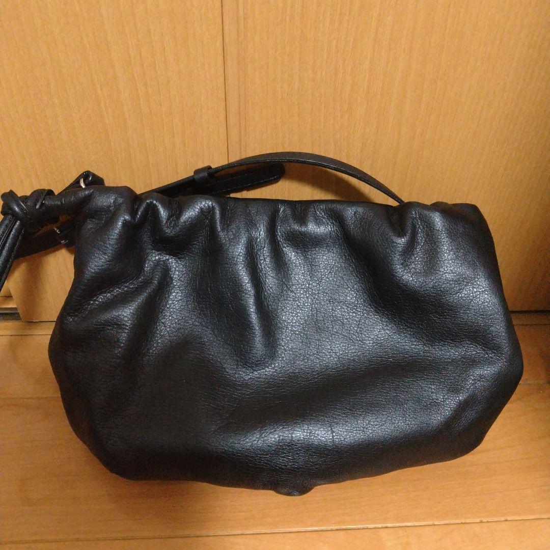 ラシット レザー巾着4WAYショルダーバッグ russet ブラック - メルカリ