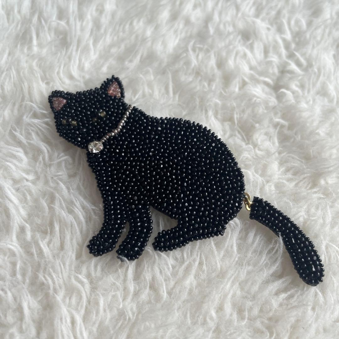 小林モー子 ブローチ maison des perles ビーズ 黒猫 ピン - メルカリ