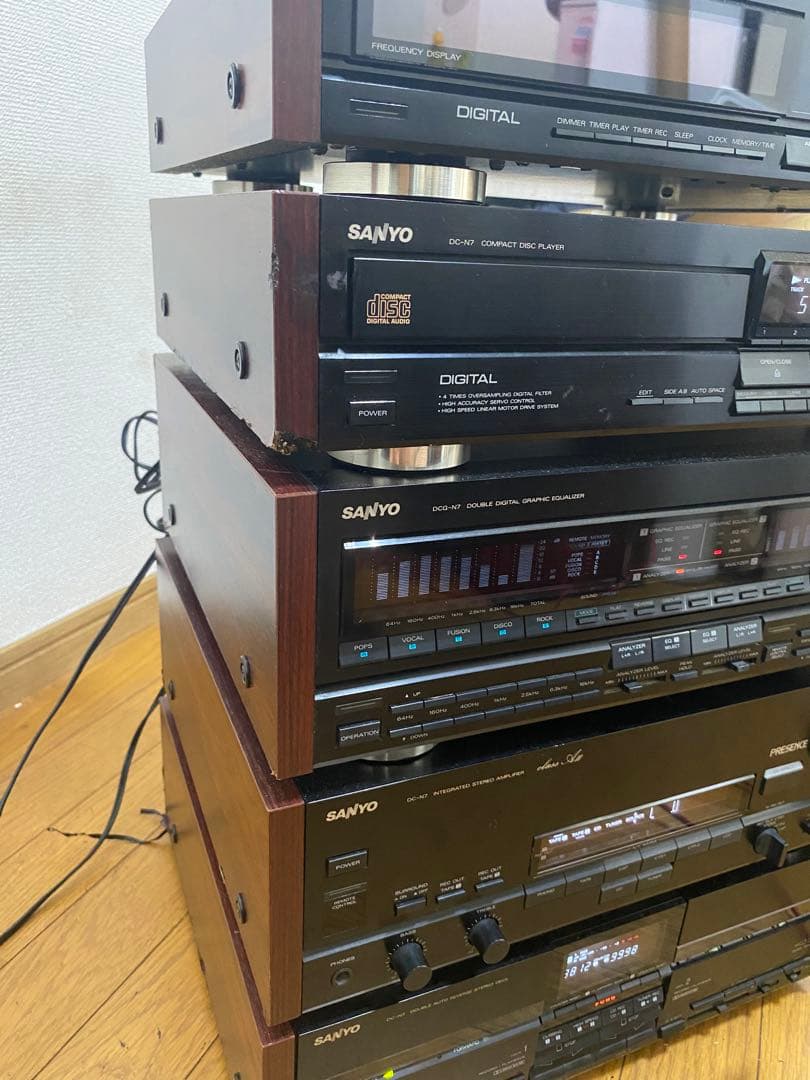 Sanyo PRESENCE 7 - メルカリ