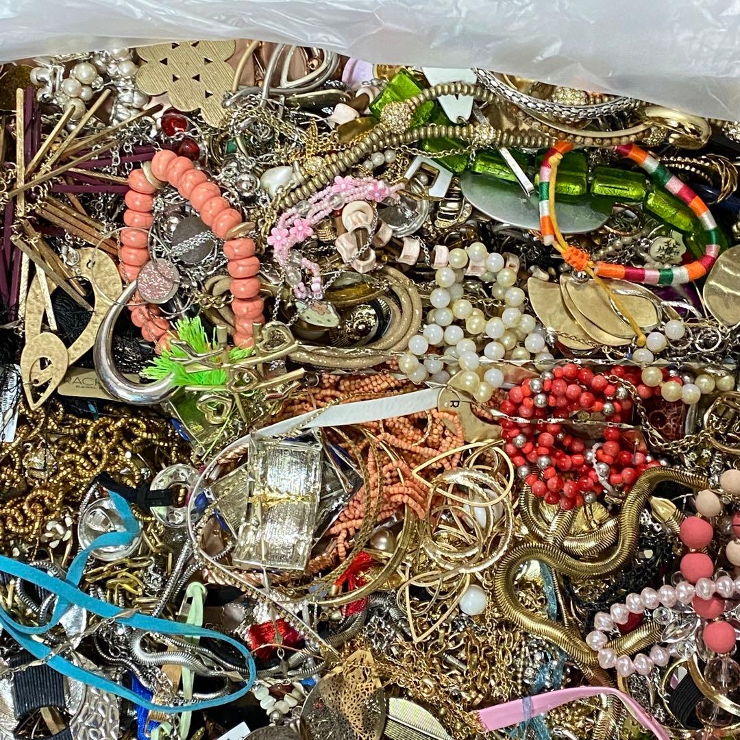 大量 まとめ売り ジャンク 未選別 アクセサリー色々⑦ 約8.1