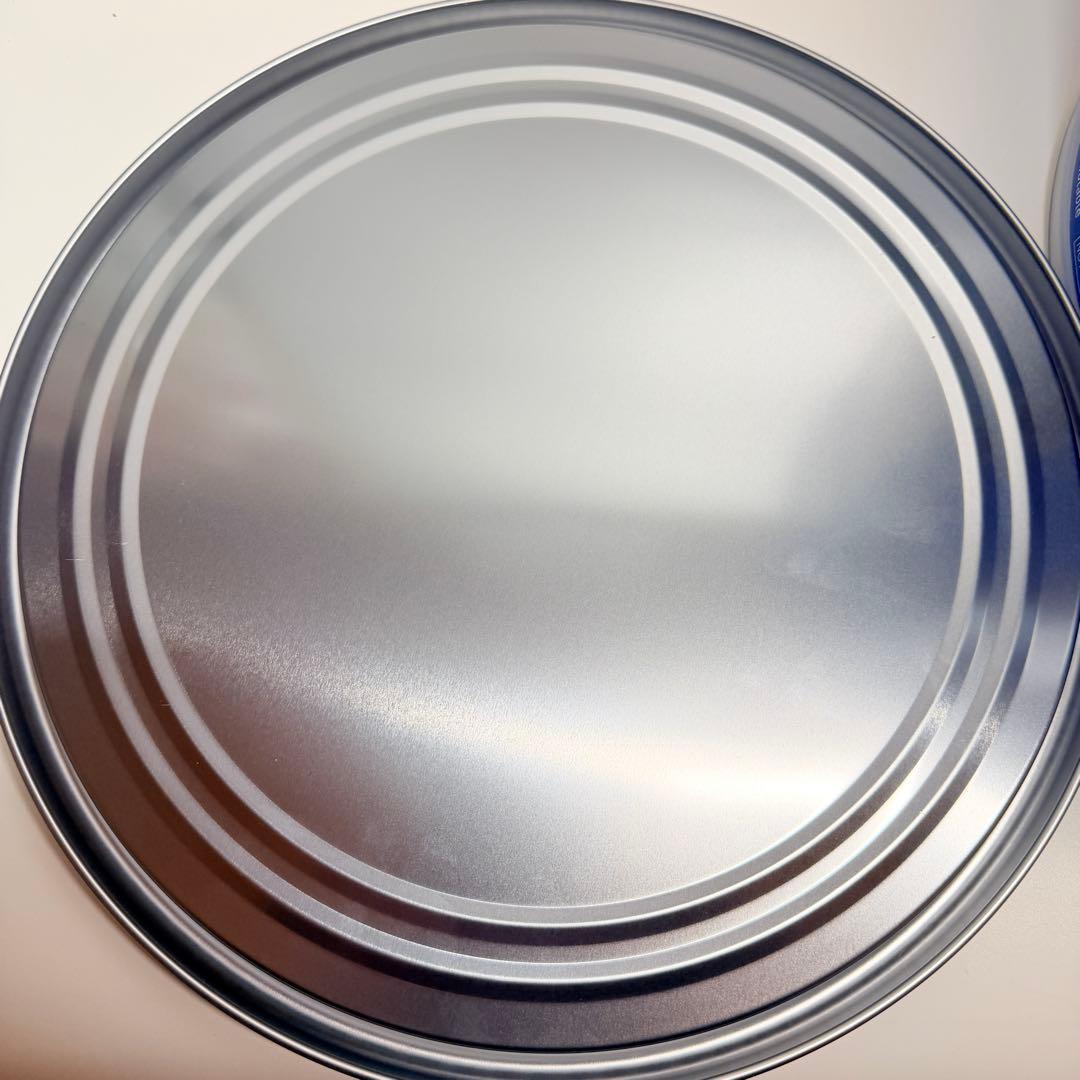 限定50名 鬼滅の刃 明治おいしい牛乳隊 の座れる缶 B3タペストリー入り