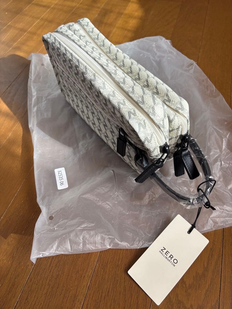 新品未使用ゼロハリバートン モノグラムカートポーチ - メルカリ