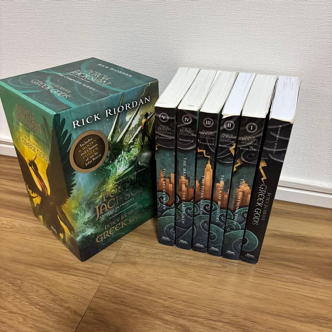 パーシー・ジャクソン ボックスセット 全6巻　洋書 Amazon.co.jp: パーシー・ジャクソンとオリンポスの神々+外伝 完結(全6