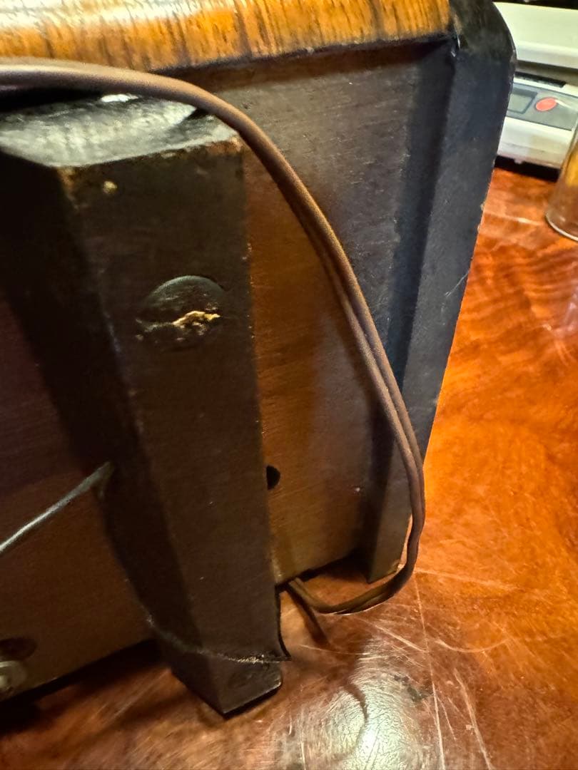 昭和レトロVictor真空管ラヂオR-703傷多数ジャンク通電OK - メルカリ