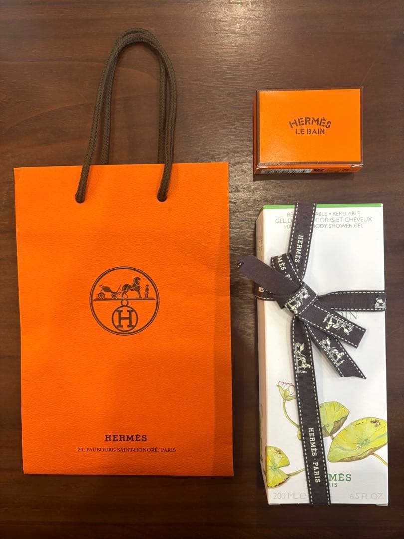 新品未使用　エルメス　ナイルの庭　シャワージェル　200ml 止めゴム付き ヘア＆ボディ シャワージェル 《ナイルの庭》 - 200 ml | Hermès