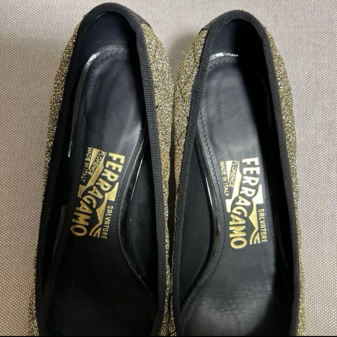美品　Salvatore Ferragamo フラットシューズ　23.5cm