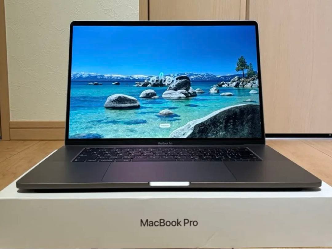 MacBook本体 MacBook Pro 16 i7 32GB 1TB GPU 5500M 8G Amazon.com: Apple MacBook Pro 16-inch Laptop - Intel Core i7