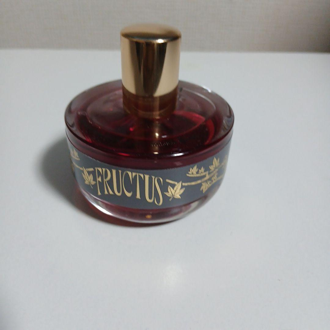香水(女性用) FRUCTUS Eau de Parfum クズの本懐』より、キャラクターをイメージした香水が登場