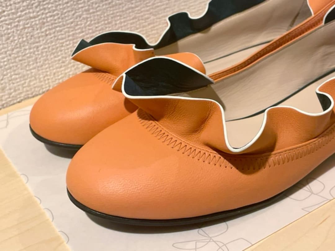 最終値下げFENDI フェンディ フリル レザー フラットシューズ - メルカリ
