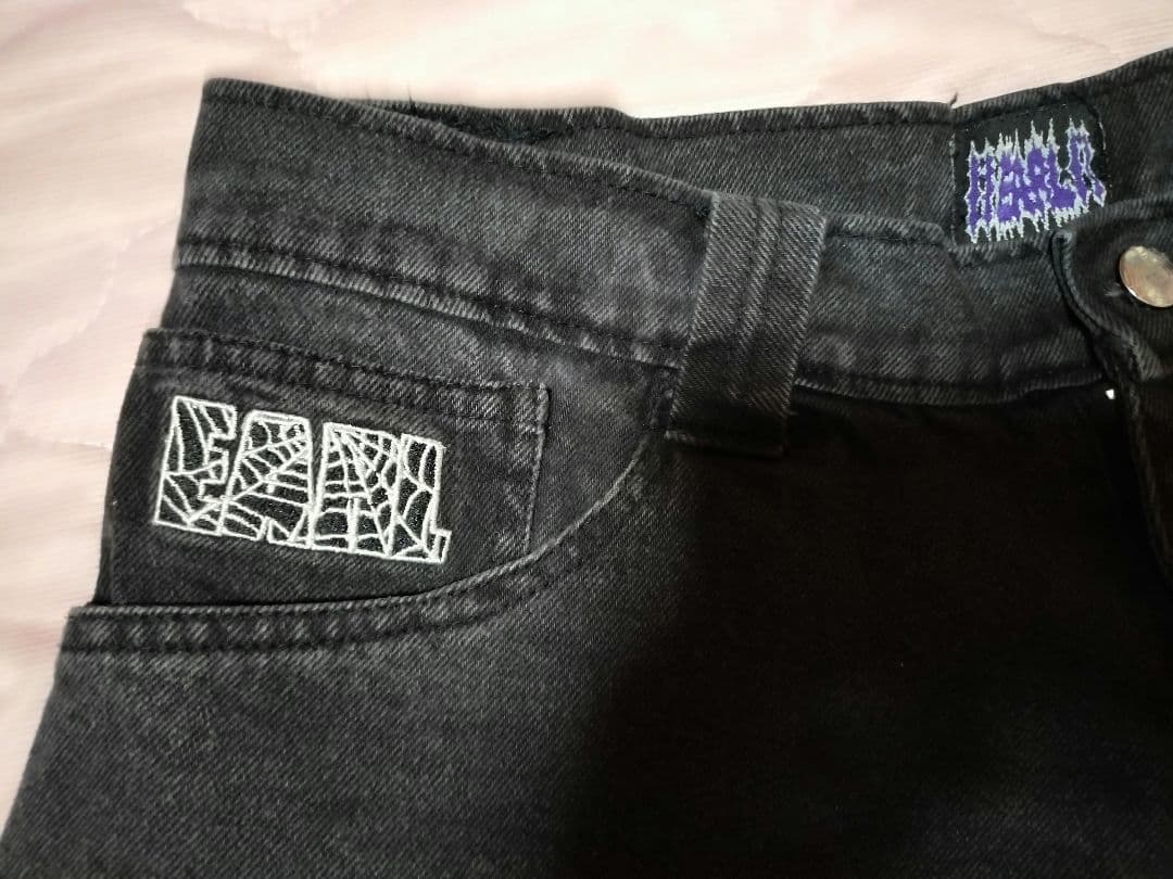 EARLskateboards デニム ショーツ S 黒 - メルカリ