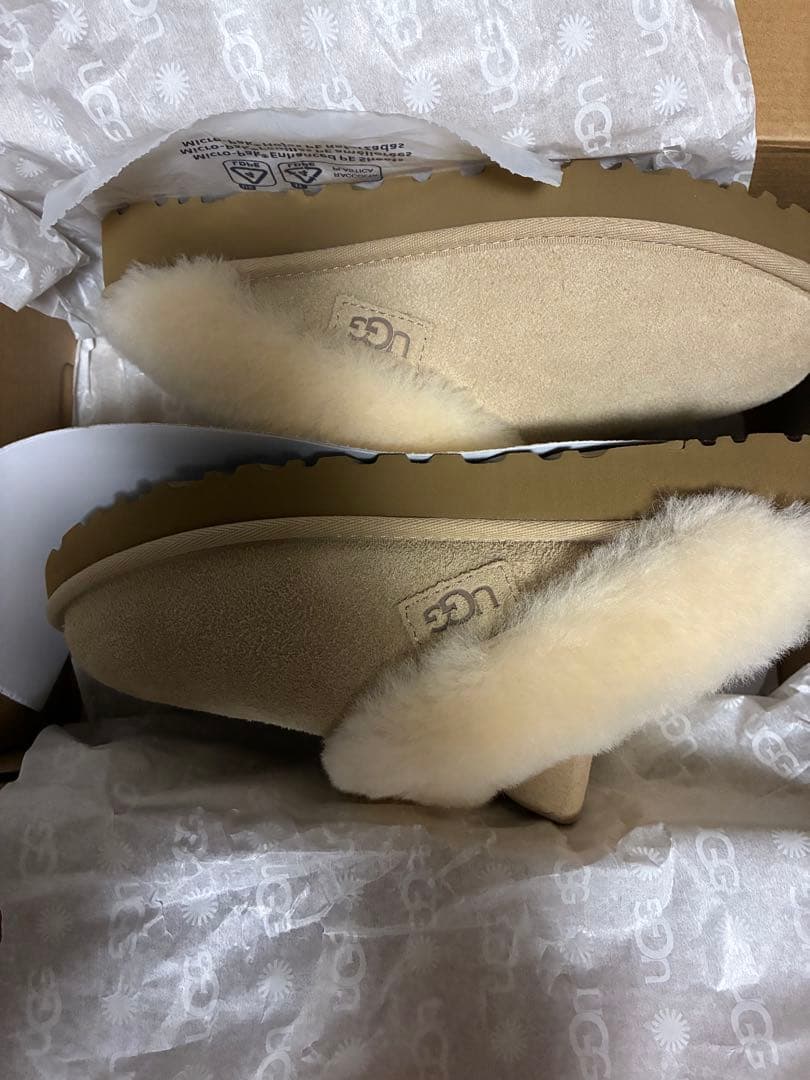 UGGアグ☆新品未使用☆クラゲットCluggette 25cm 8 色サンド - メルカリ
