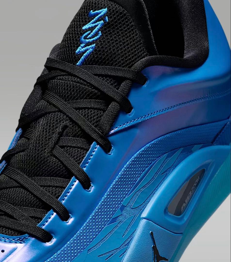 【新品送料込】JORDAN ZION 4 PF \"Iridescence\"