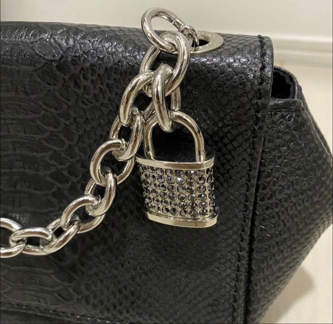 ヴィヴィアンウエストウッド パドロック南京錠 牛革バッグ 新品 日本製