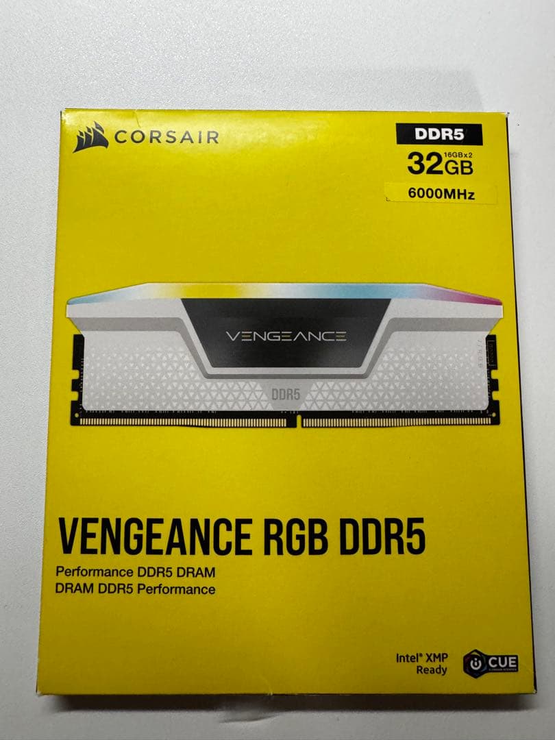 メモリー CORSAIR VENGEANCE RGB DDR5 32GB 6000MHz CORSAIR VENGEANCE RGB DDR5 RAM 32GB (2x16GB) 6000MHz CL30-36-36-76