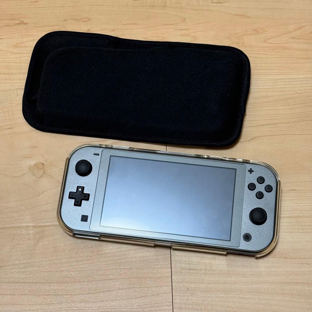 【極美品】スイッチ　ライト　ポケモン　限定 任天堂、「ポケモン」限定カラーの「Nintendo Switch Lite ザシアン