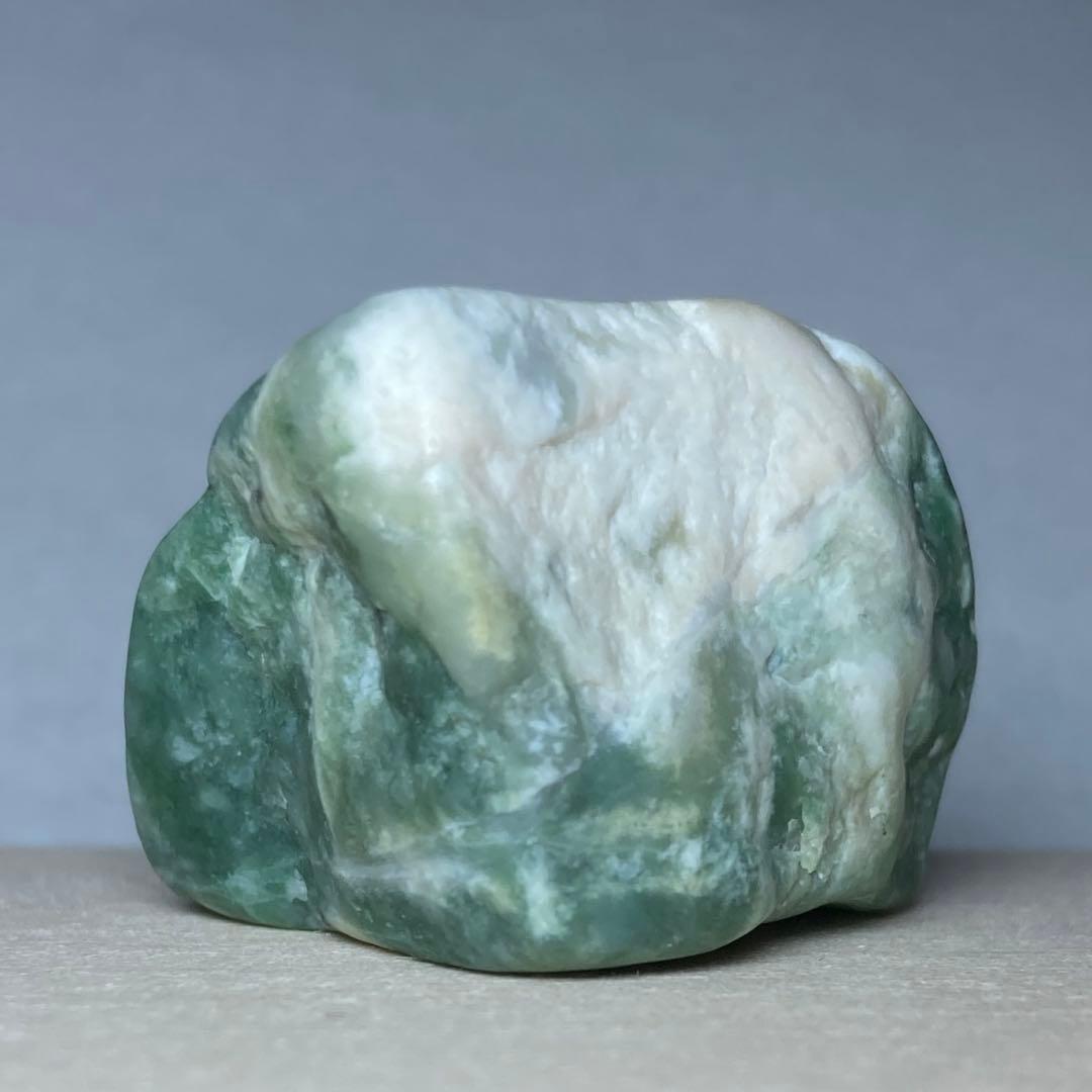 【専用品】糸魚川翡翠　濃緑 翡翠　川石　翡翠輝石　原石　29.0ｇ